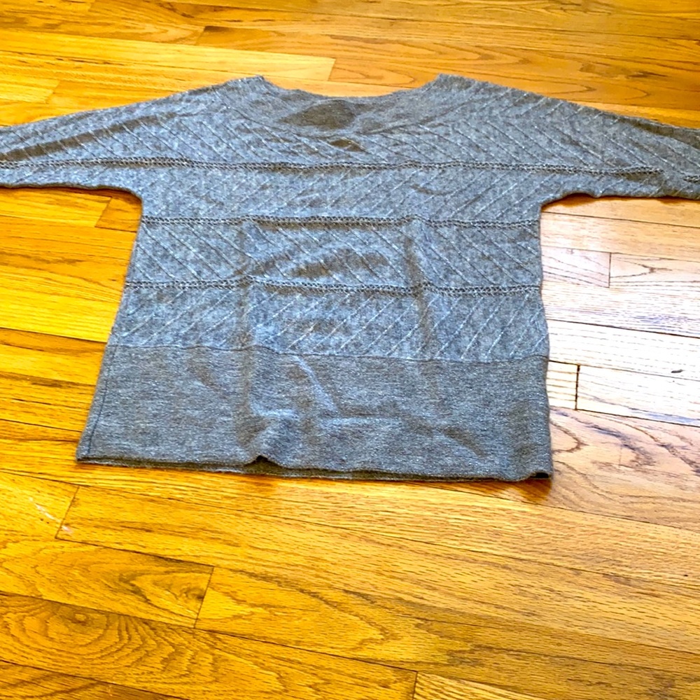 Women’s grey dress shirt